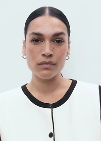 Knitted vest with contrast detail