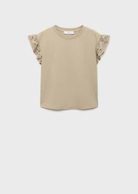 Short-sleeved t-shirt with ruffled eyelet embroidery detail