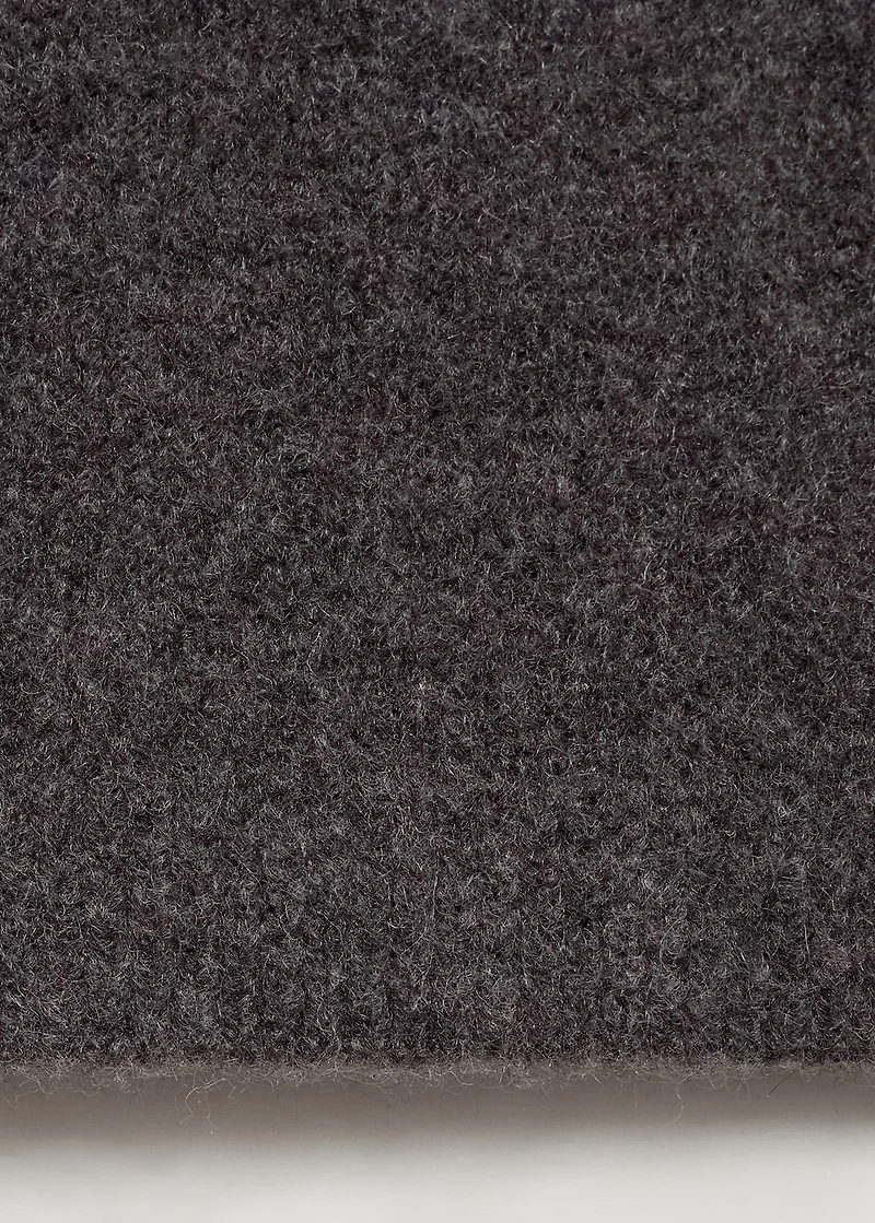 Straight knitted pants