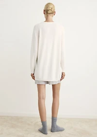 Buttoned wool cardigan