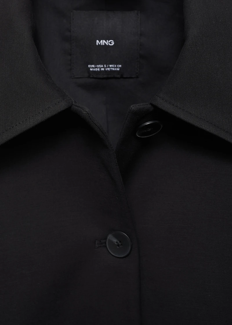 Cropped jacket with pockets