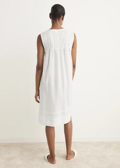 Cotton nightgown with lace detail