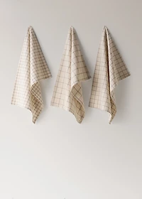 Check cotton kitchen towels