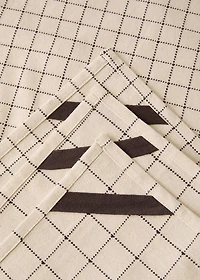 Check cotton kitchen towels