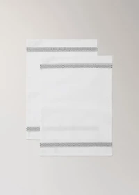 Cotton kitchen towels with details