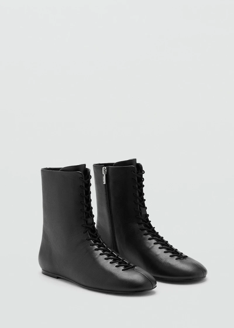 Lace-up leather ankle boots