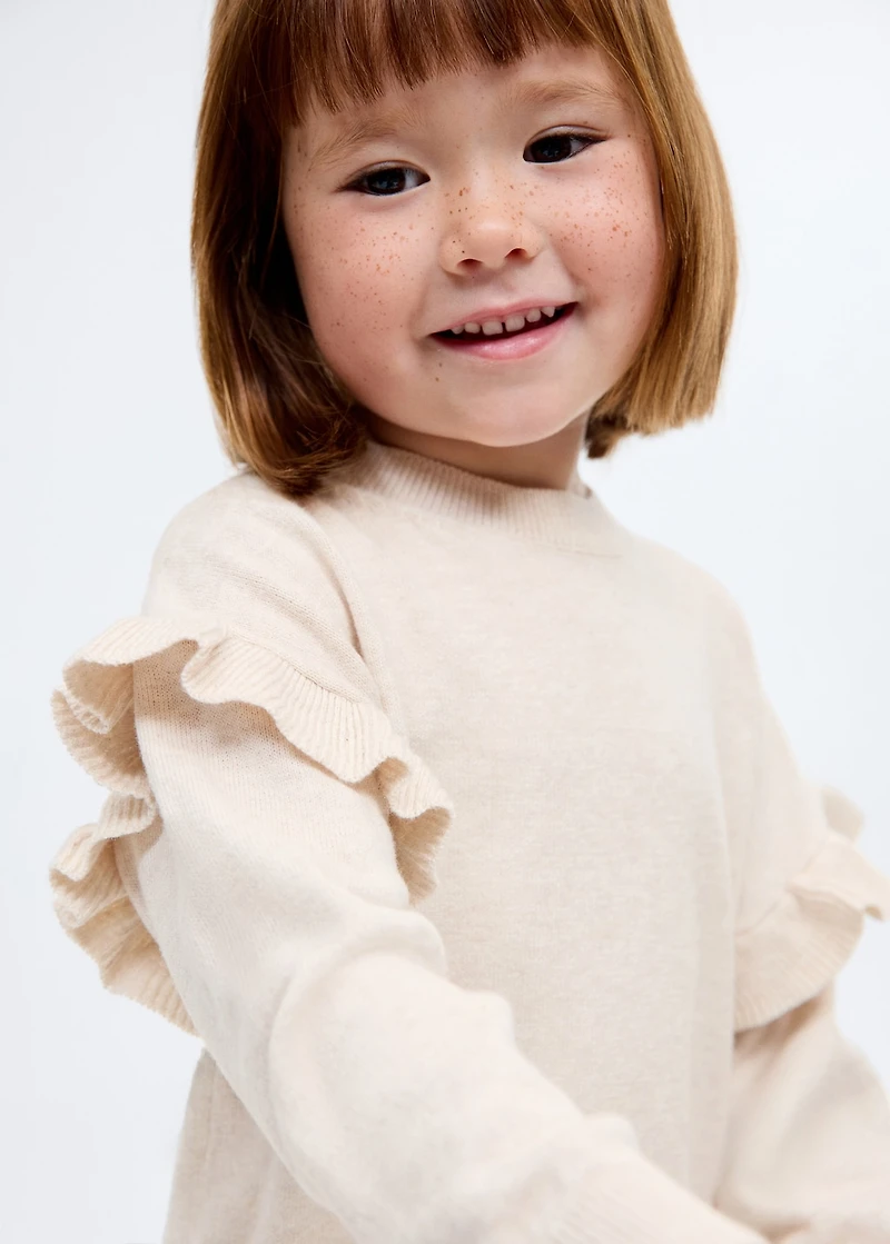 Ruffle knitted sweater