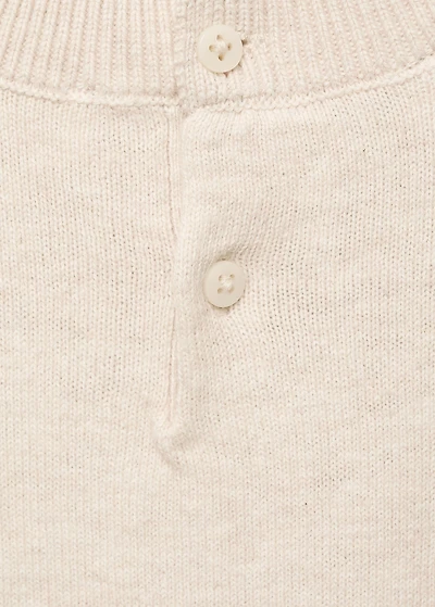 Ruffle knitted sweater