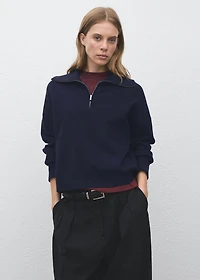 Knitted sweater with zip collar