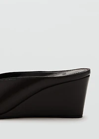 Leather wedge sandals