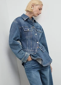 Fitted denim jacket with pockets