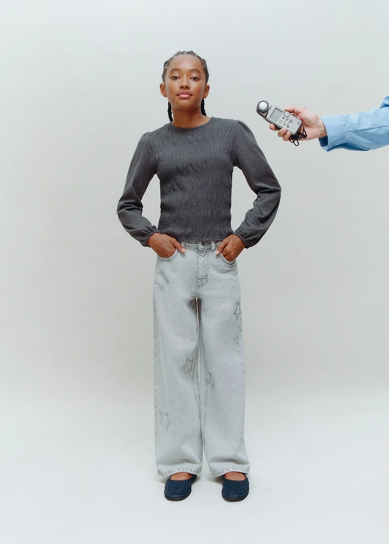 Long-sleeved t-shirt with ruffles