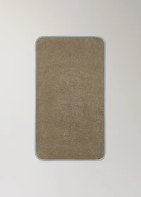 Cotton washbasin towel with contrasting trim