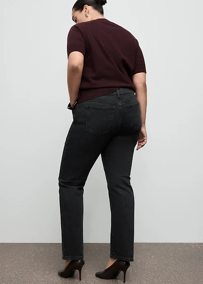 Slim-fit high-waist jeans