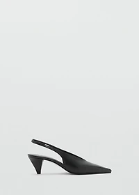 Pointed-toe leather heeled shoes