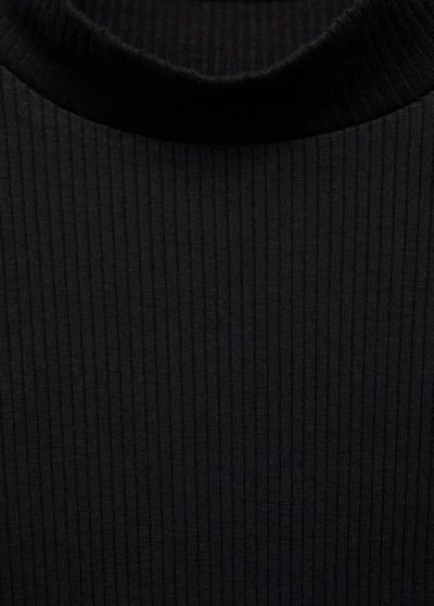 Ribbed high neck t-shirt