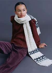 Blouse with pleat detail