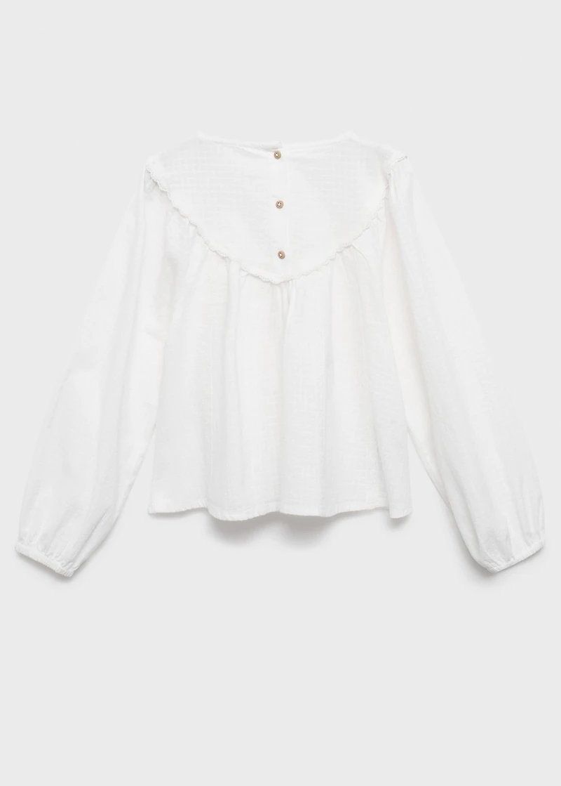 Blouse with lace trim details