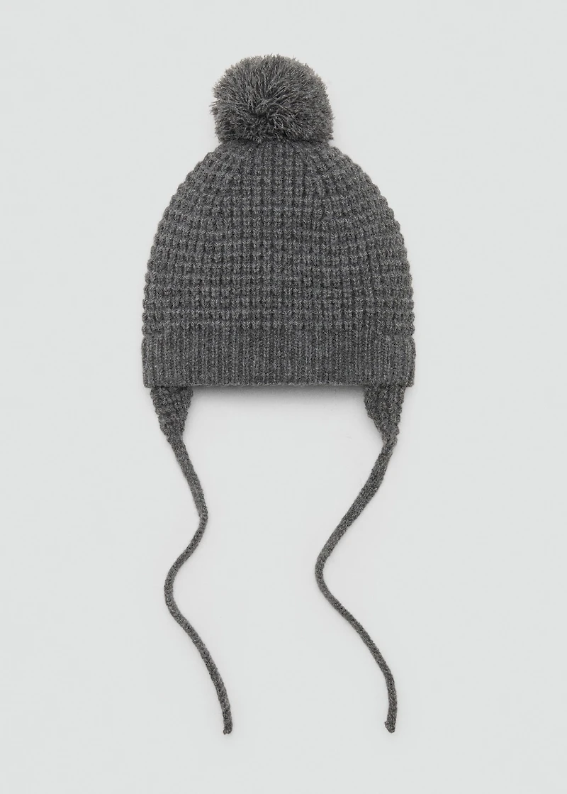 Knitted bobble hat