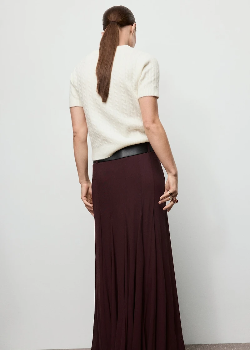 Short-sleeved cable-knit sweater