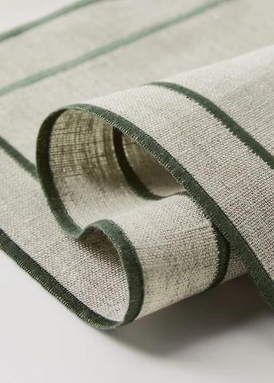 100% linen placemat with contrasting overlock stitching