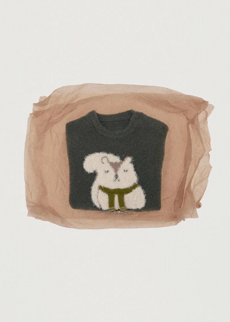 Sweater with embroidered animal