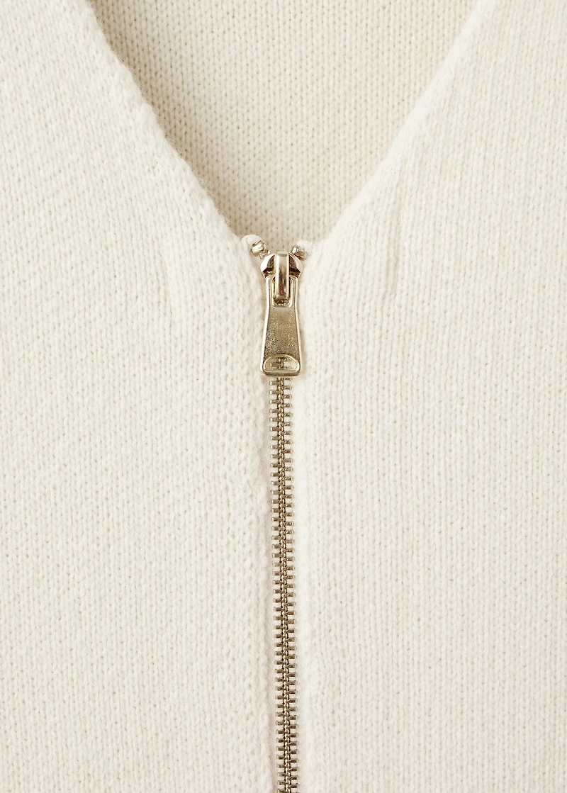 Knitted jacket with zip