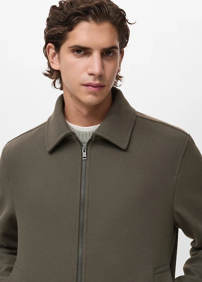 Jacket with zip pockets