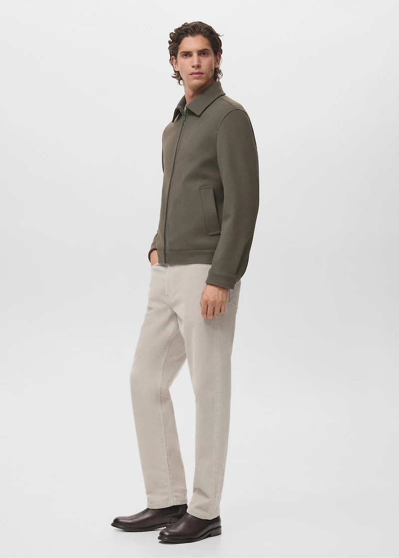 Jacket with zip pockets