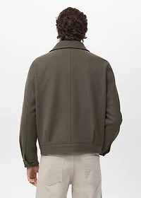 Jacket with zip pockets