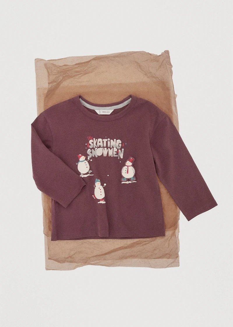 Decorative patches T-shirt