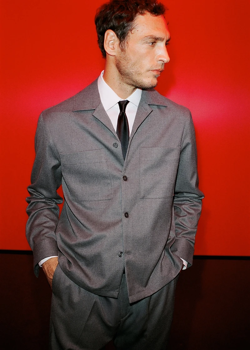 Fluid overshirt with pockets