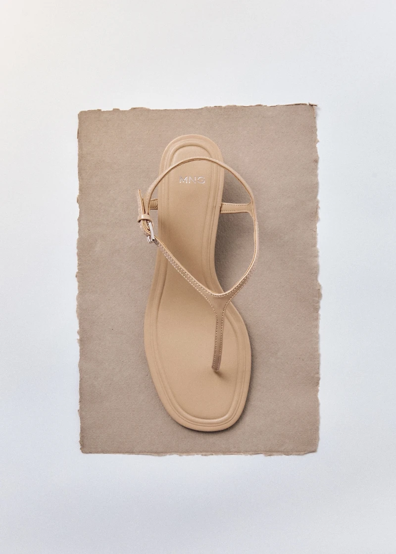 Kitten heel sandals with straps