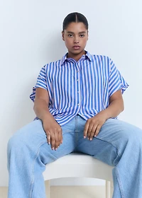 Short sleeve striped shirt