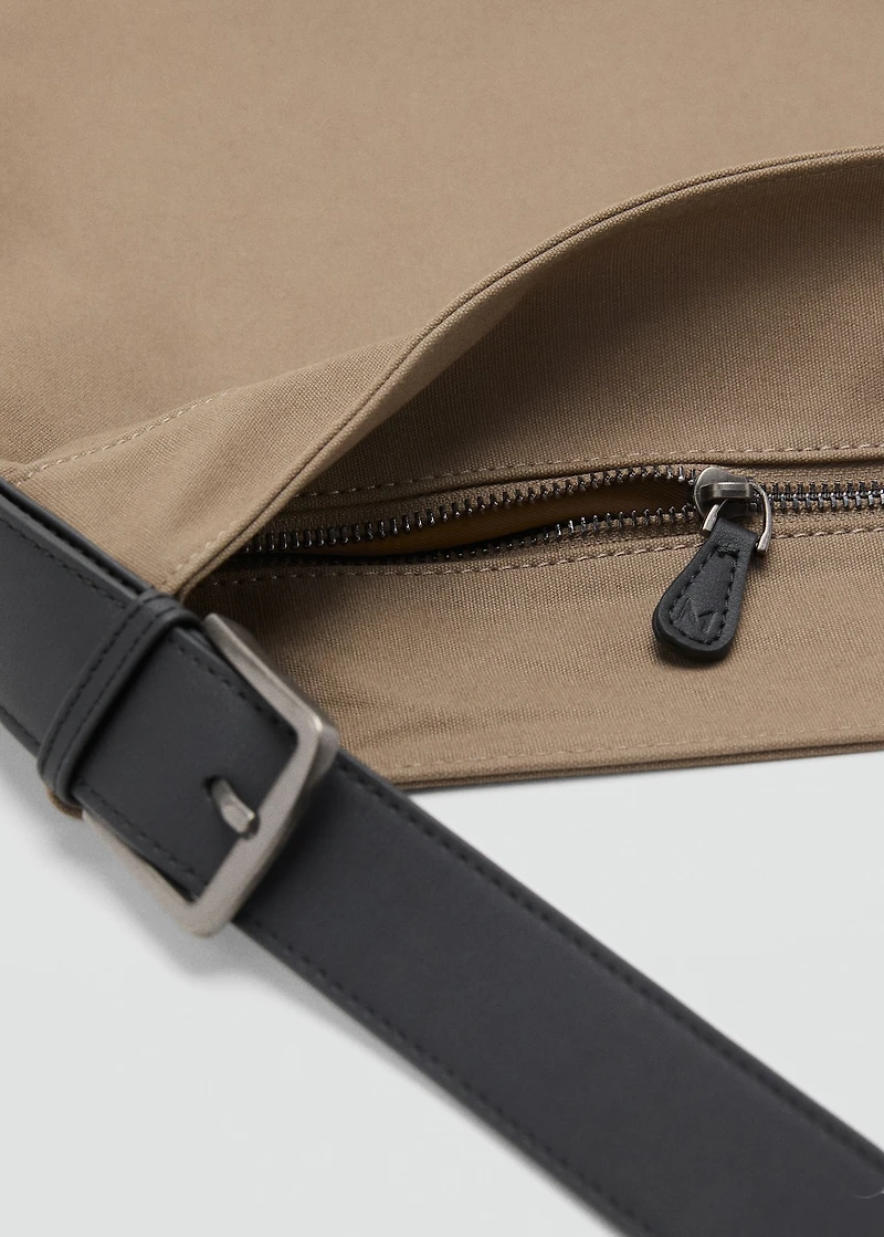 Shopper bag with adjustable handle