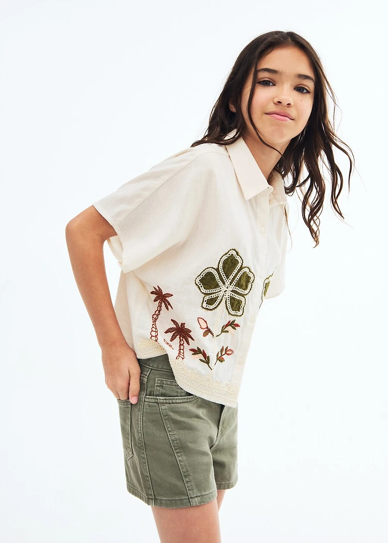 Shorts with stitching detail