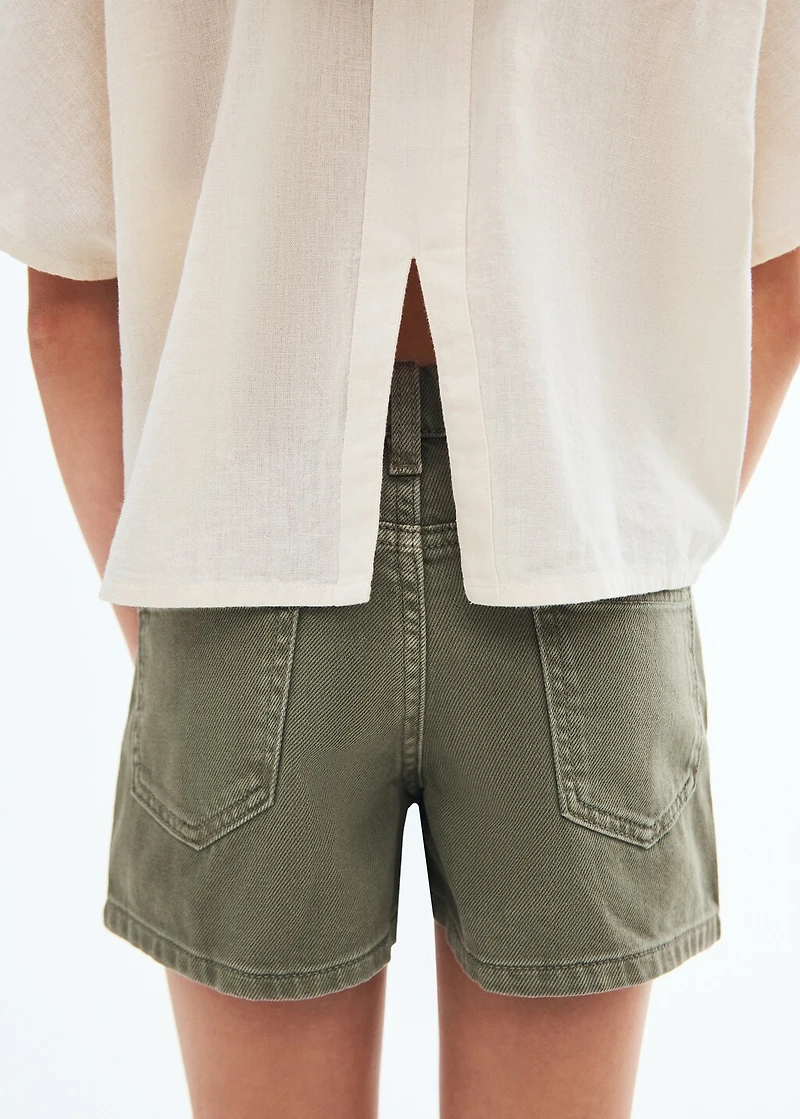 Shorts with stitching detail