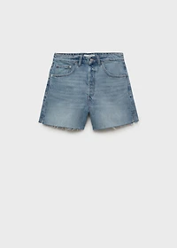 Denim shorts with frayed hem