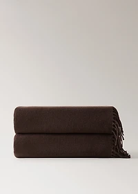 Wool-blend blanket with fringes