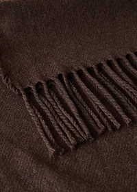 Wool-blend blanket with fringes