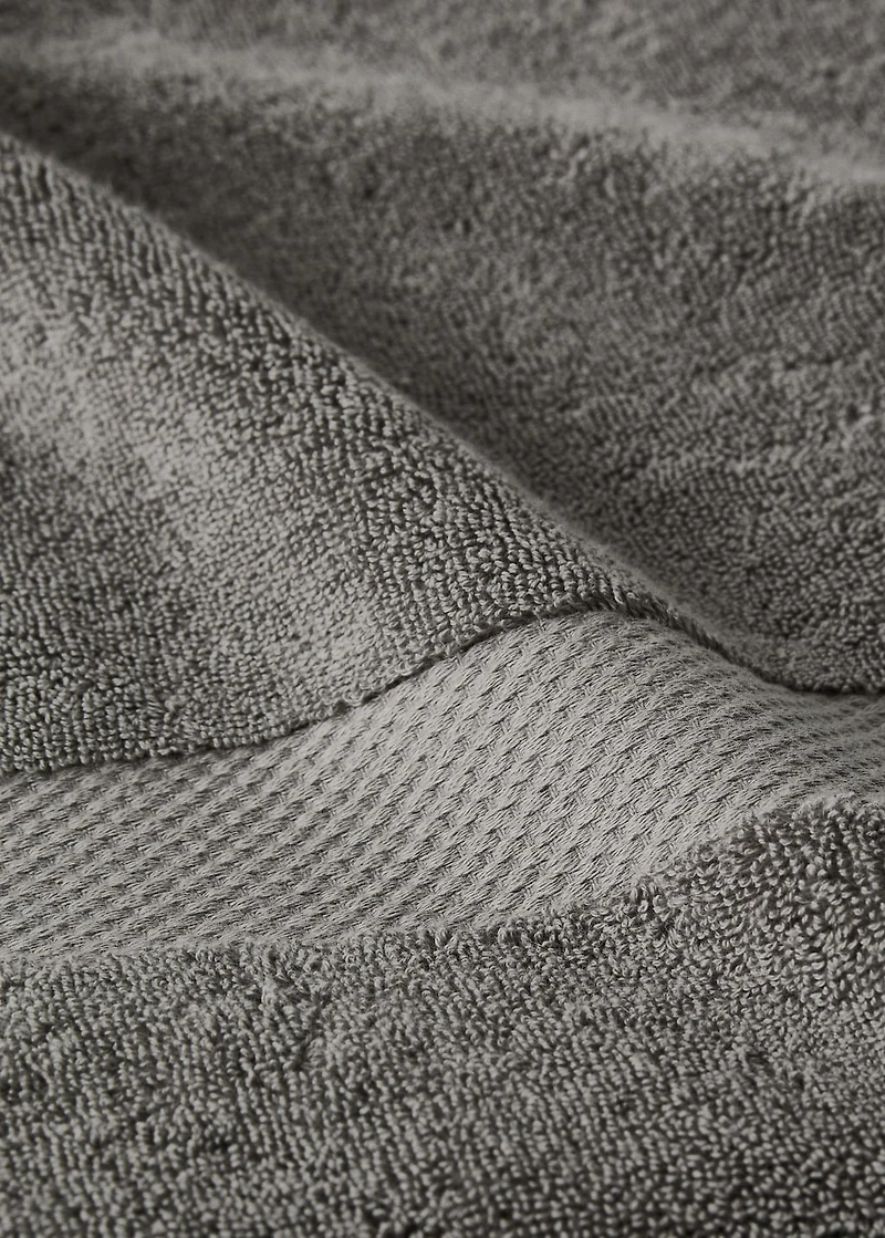 Extra-soft cotton bath towel