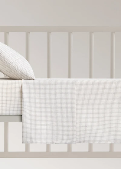 Yarn-dyed cotton top sheet with mini-check print for cot