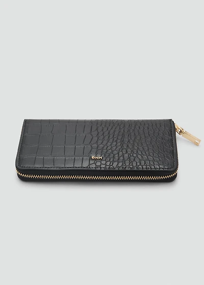 Large croc-effect wallet