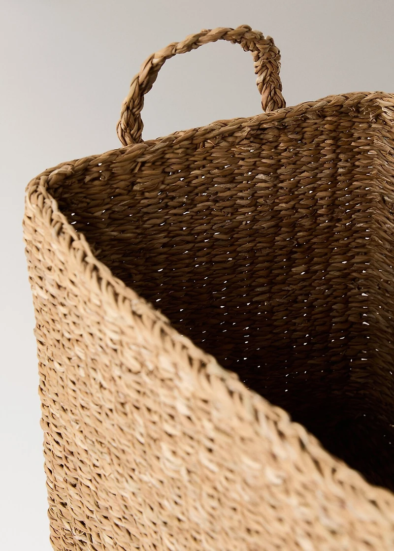 braided seagrass basket with handles