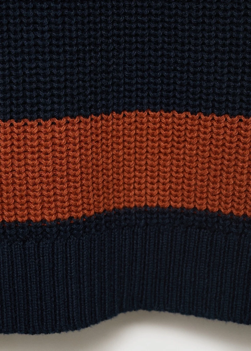Knitted sweater with perkins neck
