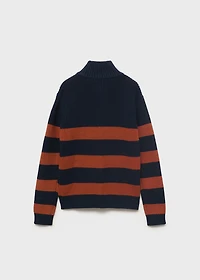 Knitted sweater with perkins neck