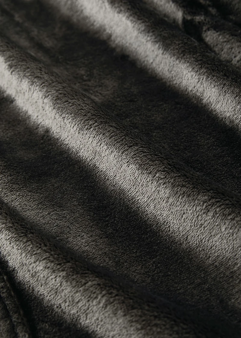 Large soft fleece blanket