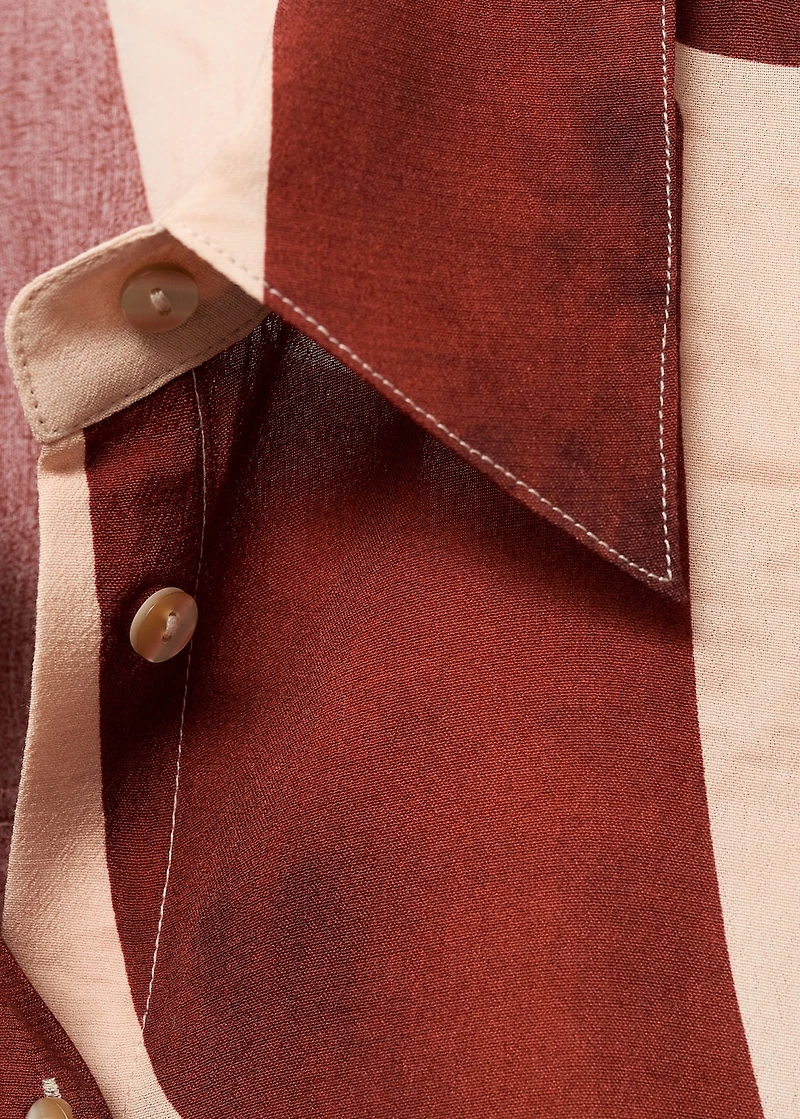 Geometric print shirt