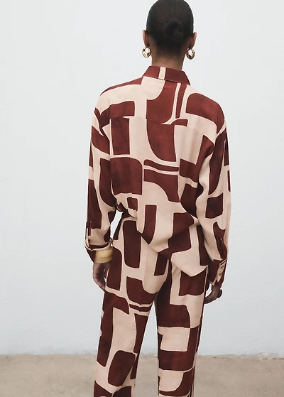 Geometric print shirt