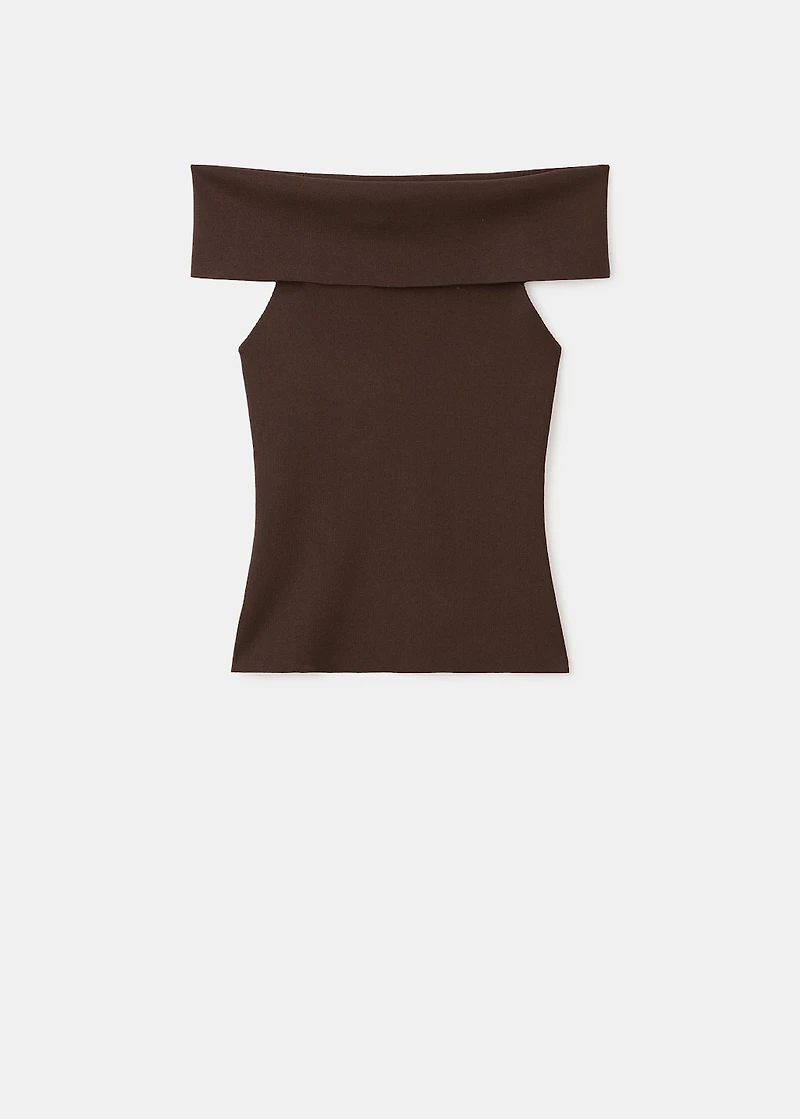 Strapless knitted top